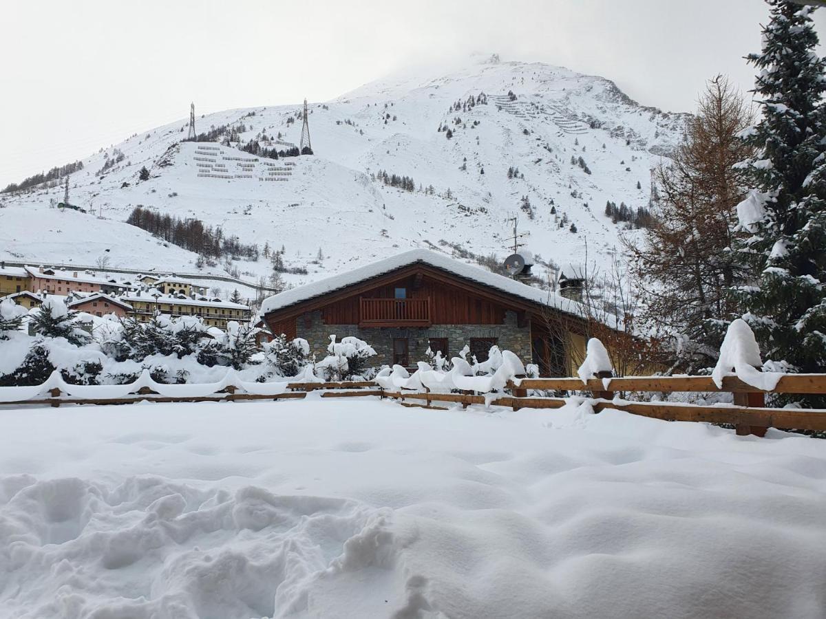 La Casa Di Matilde - Trilocale Vicinissimo Alle Piste Da Sci La Thuile Exterior photo